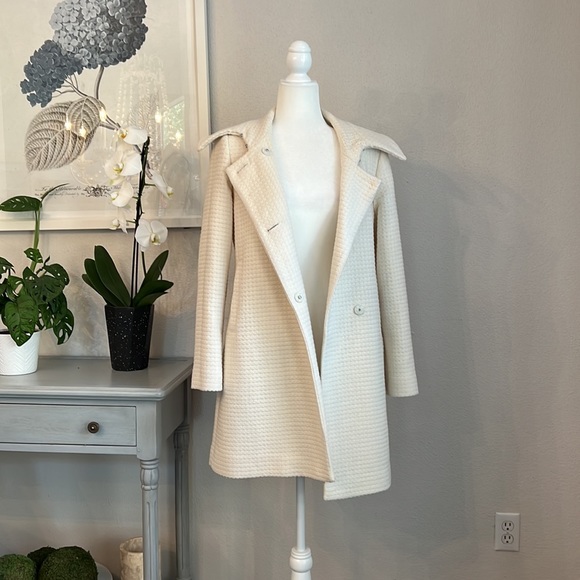 Trina Turk Textured Cream Winter Coat - Picture 4 of 12